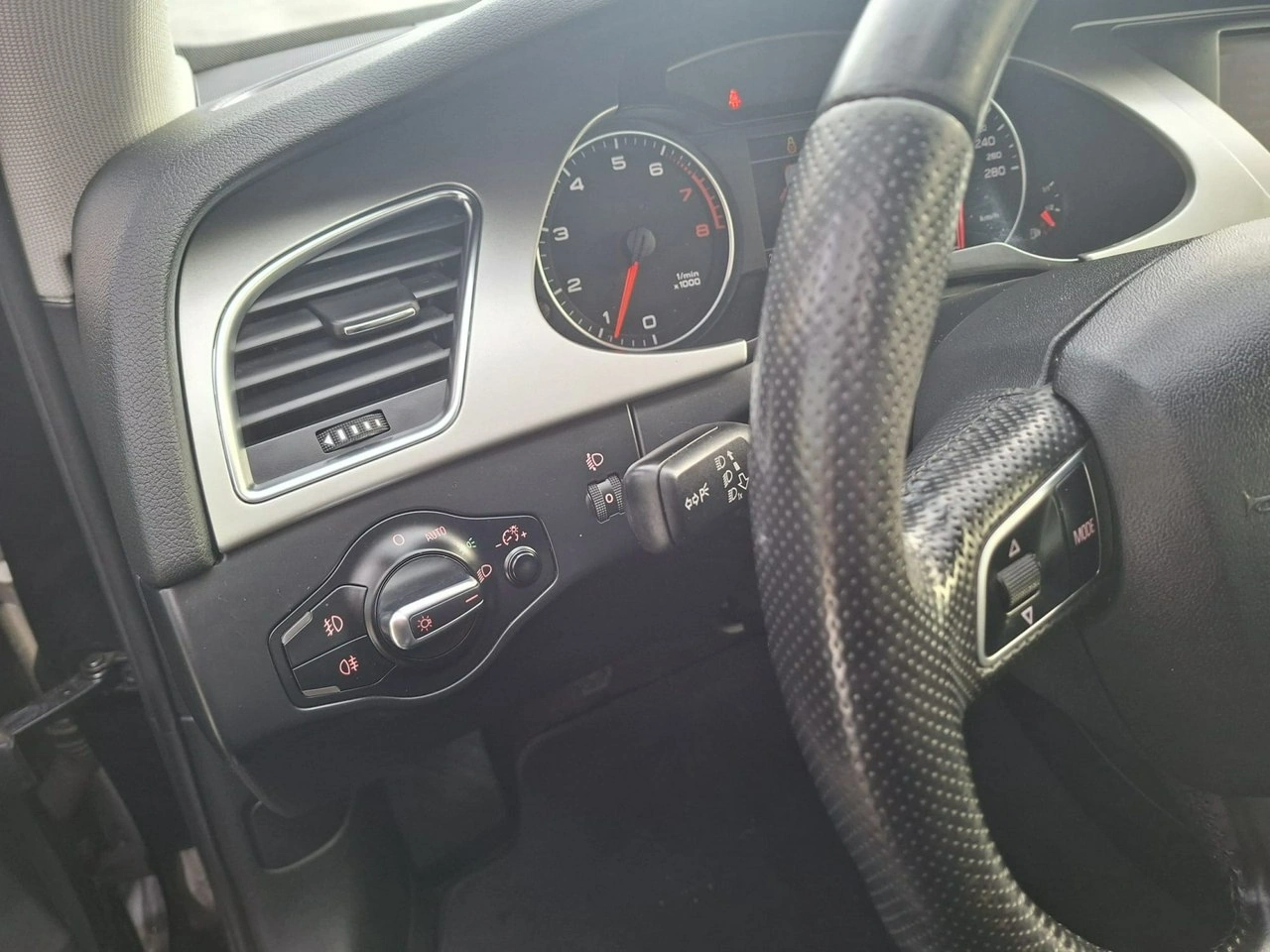 Audi A4 - Zdjęcie 24