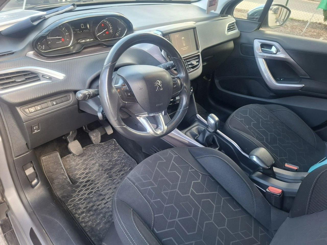 Peugeot 2008 - Zdjęcie 7