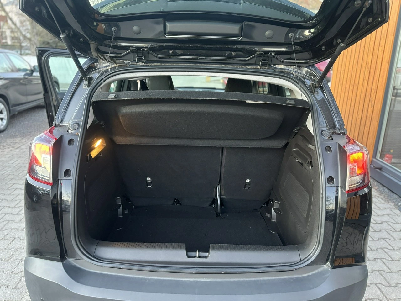 Opel Crossland X - Zdjęcie 13