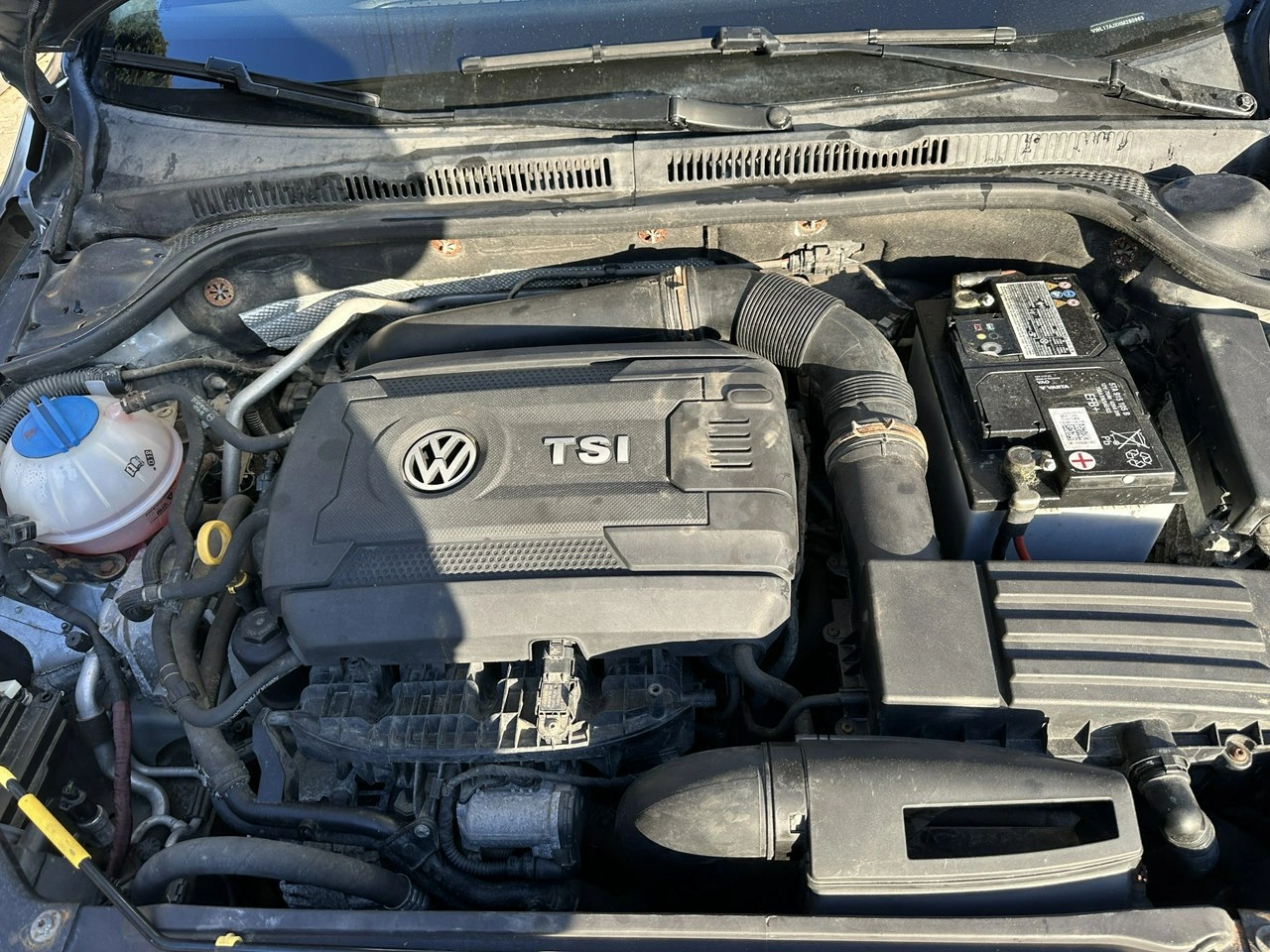 Volkswagen Jetta - Zdjęcie 6