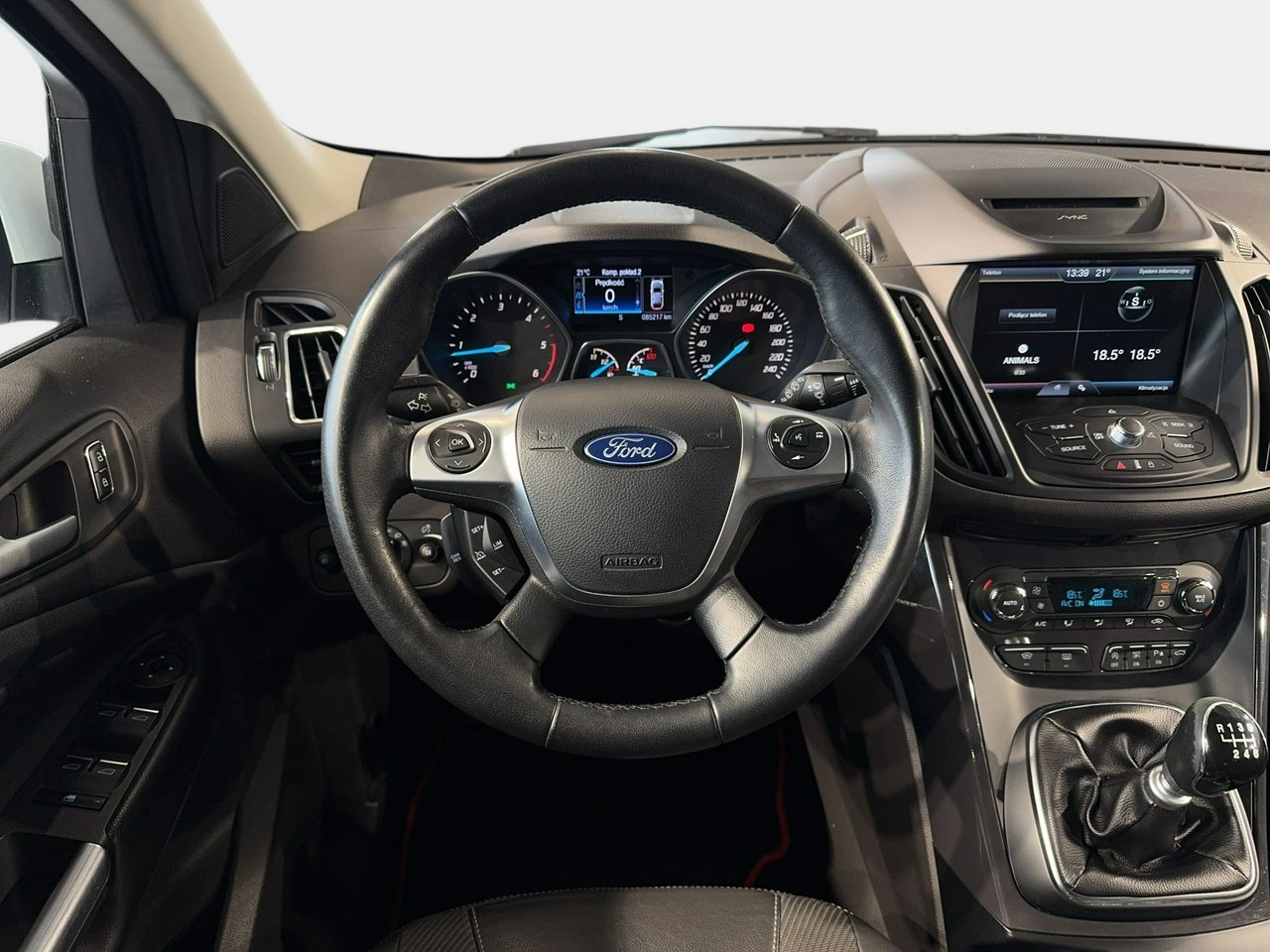 Ford Kuga - Zdjęcie 16