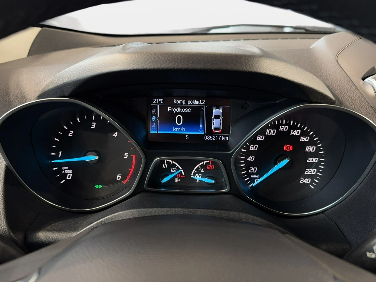 Ford Kuga - Zdjęcie 19