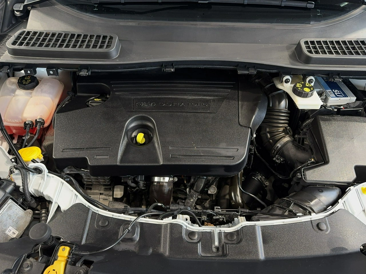 Ford Kuga - Zdjęcie 26