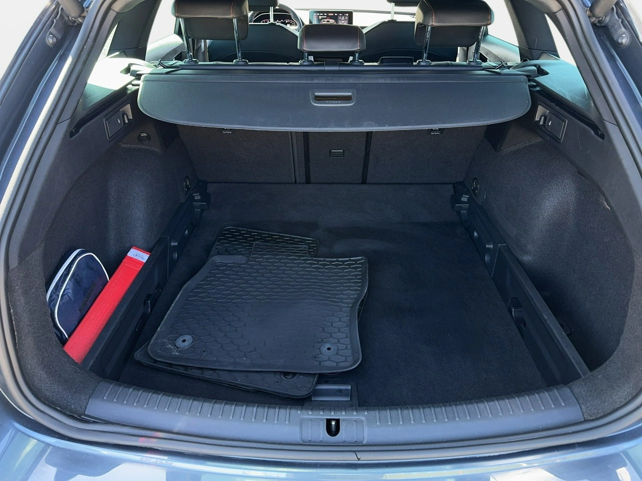 Seat Leon Sportstourer - Zdjęcie 11