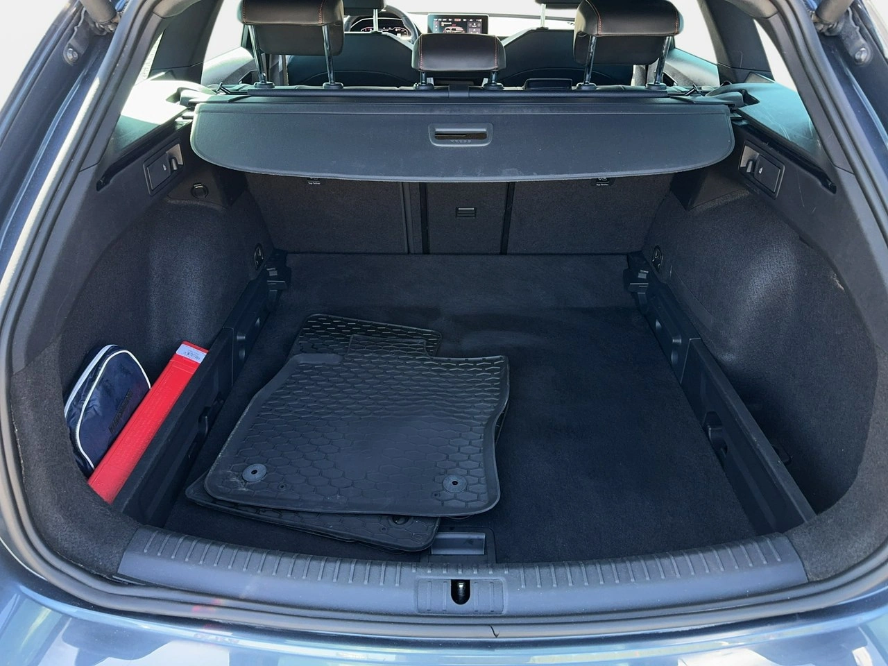 Seat Leon Sportstourer - Zdjęcie 11