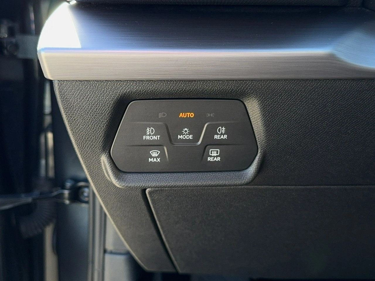 Seat Leon Sportstourer - Zdjęcie 17