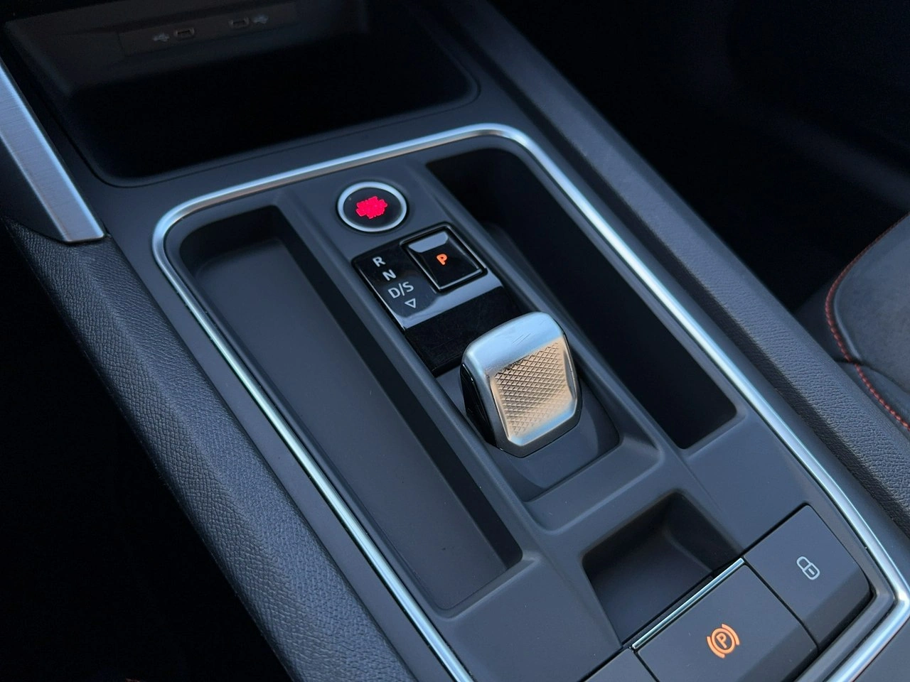 Seat Leon Sportstourer - Zdjęcie 20