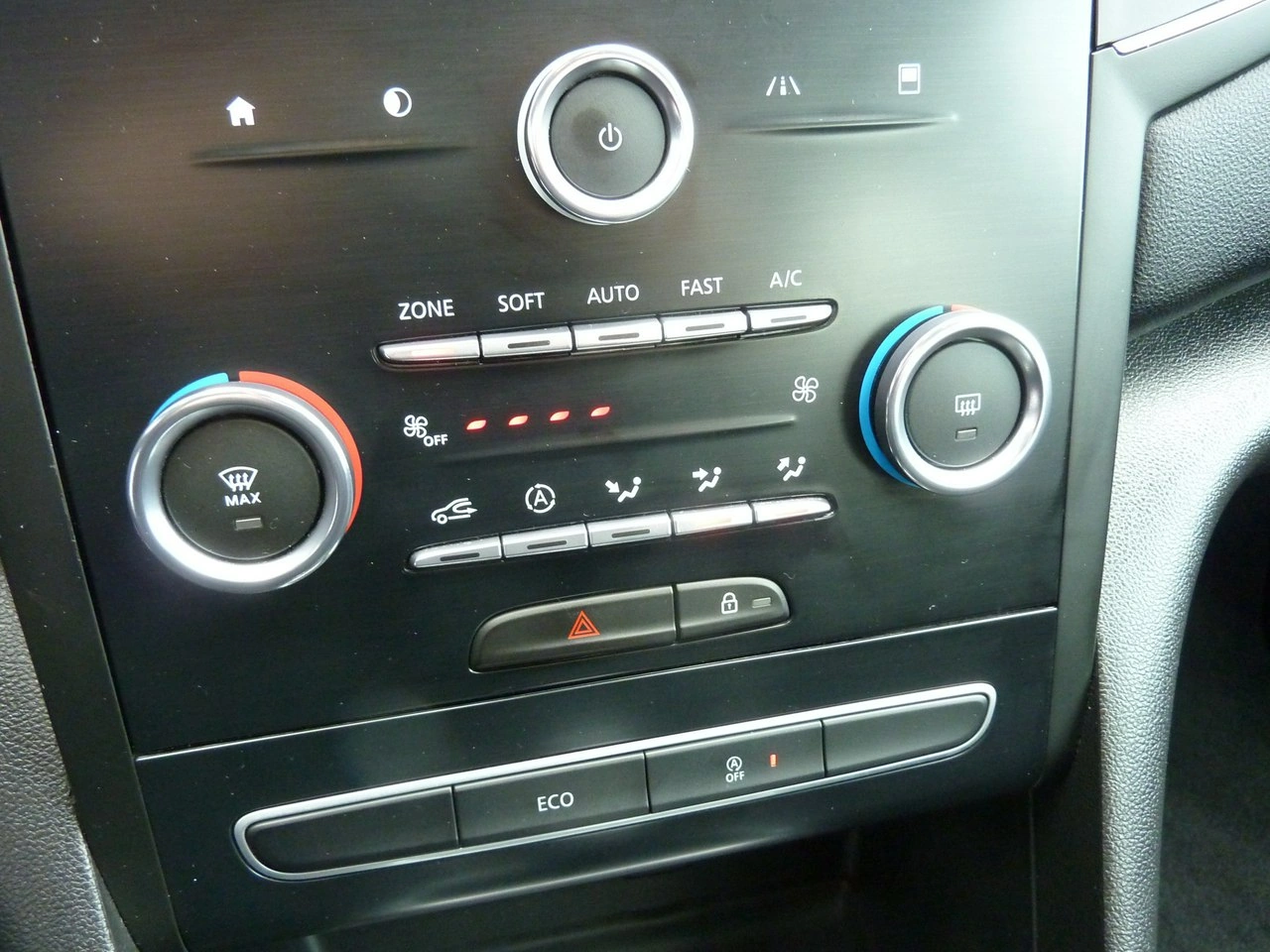 Renault Megane - Zdjęcie 21