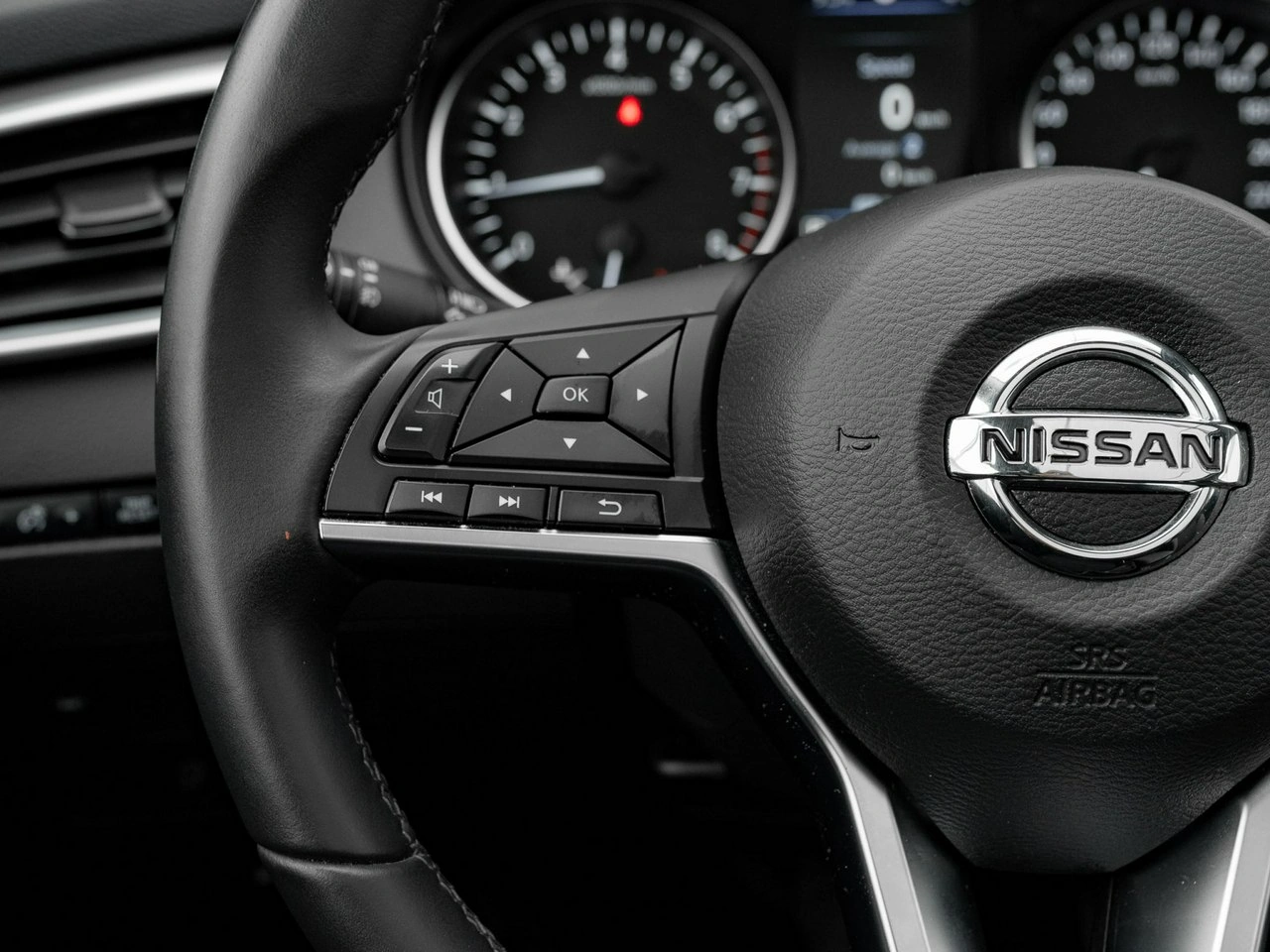 Nissan Qashqai - Zdjęcie 15