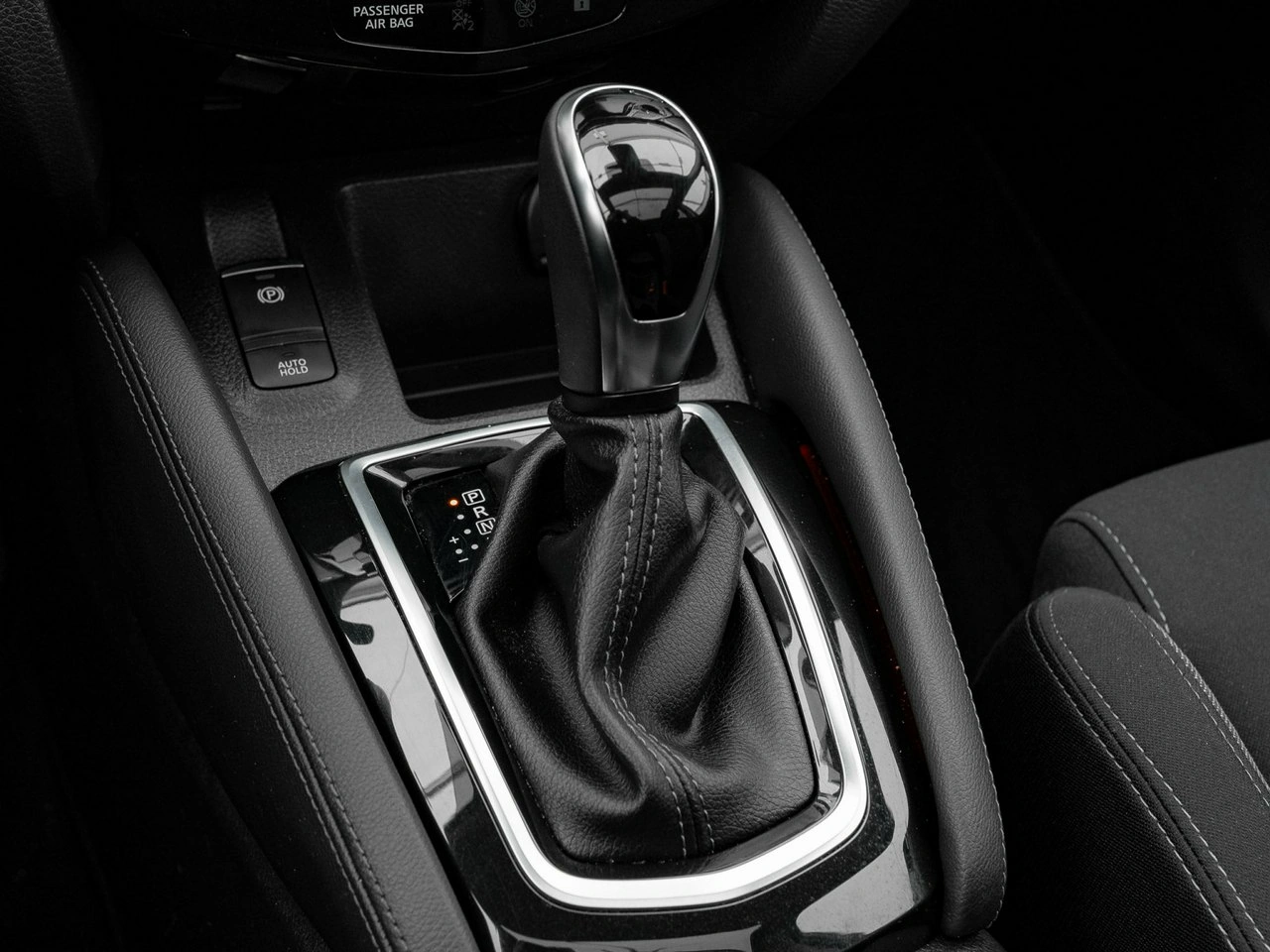 Nissan Qashqai - Zdjęcie 17