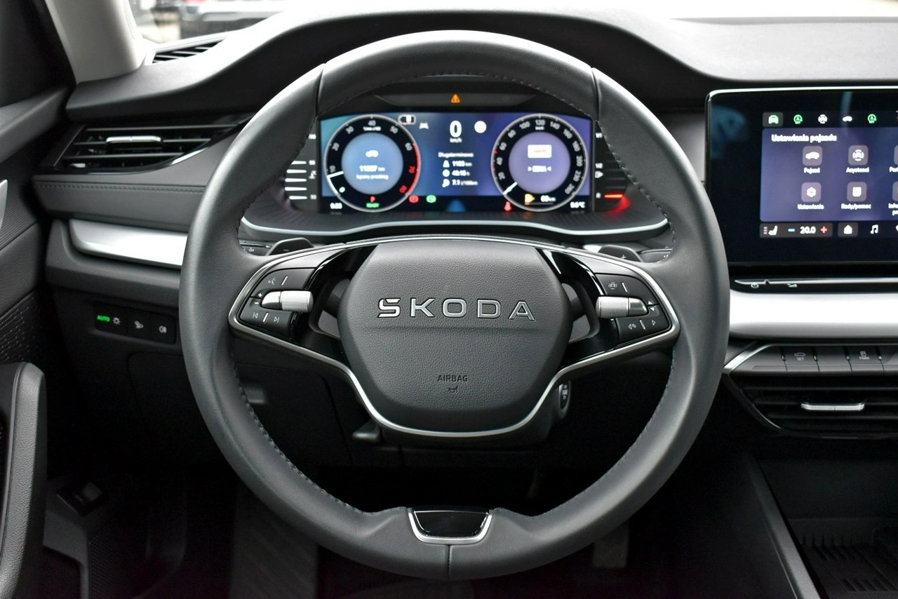 Skoda Octavia - Zdjęcie 13