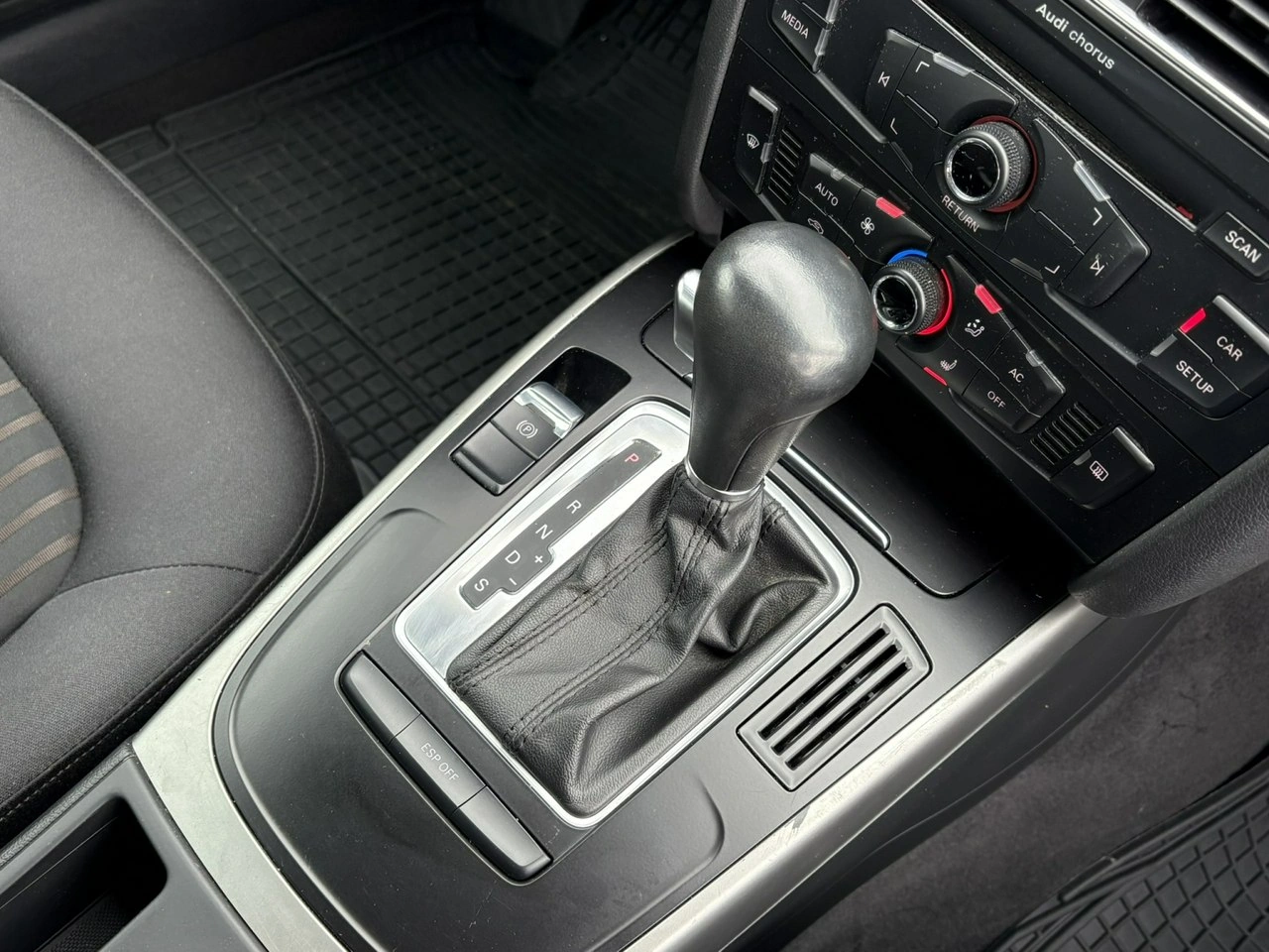 Audi A4 - Zdjęcie 16