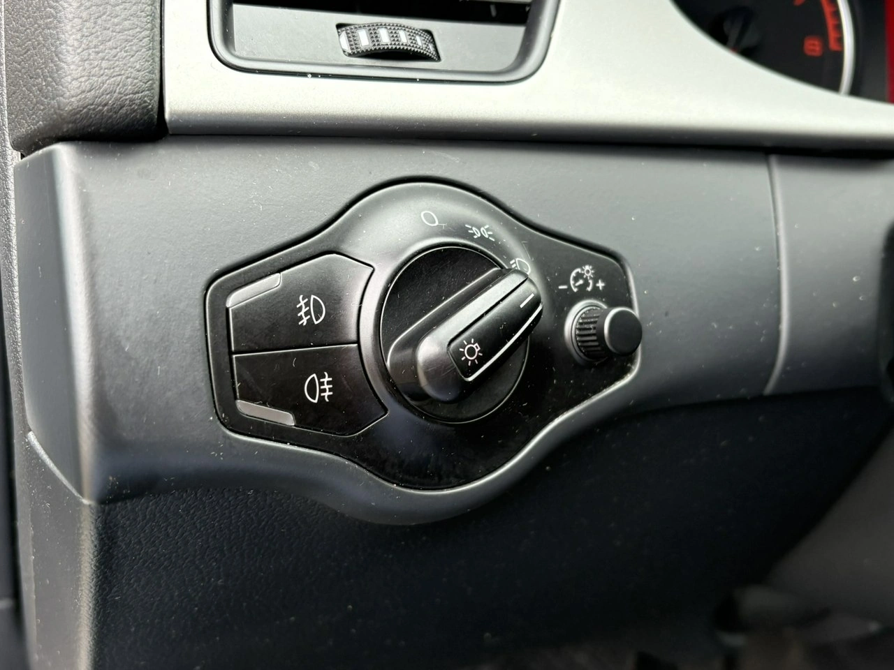 Audi A4 - Zdjęcie 25