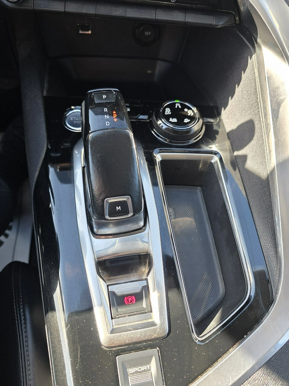 Peugeot 3008 - Zdjęcie 27