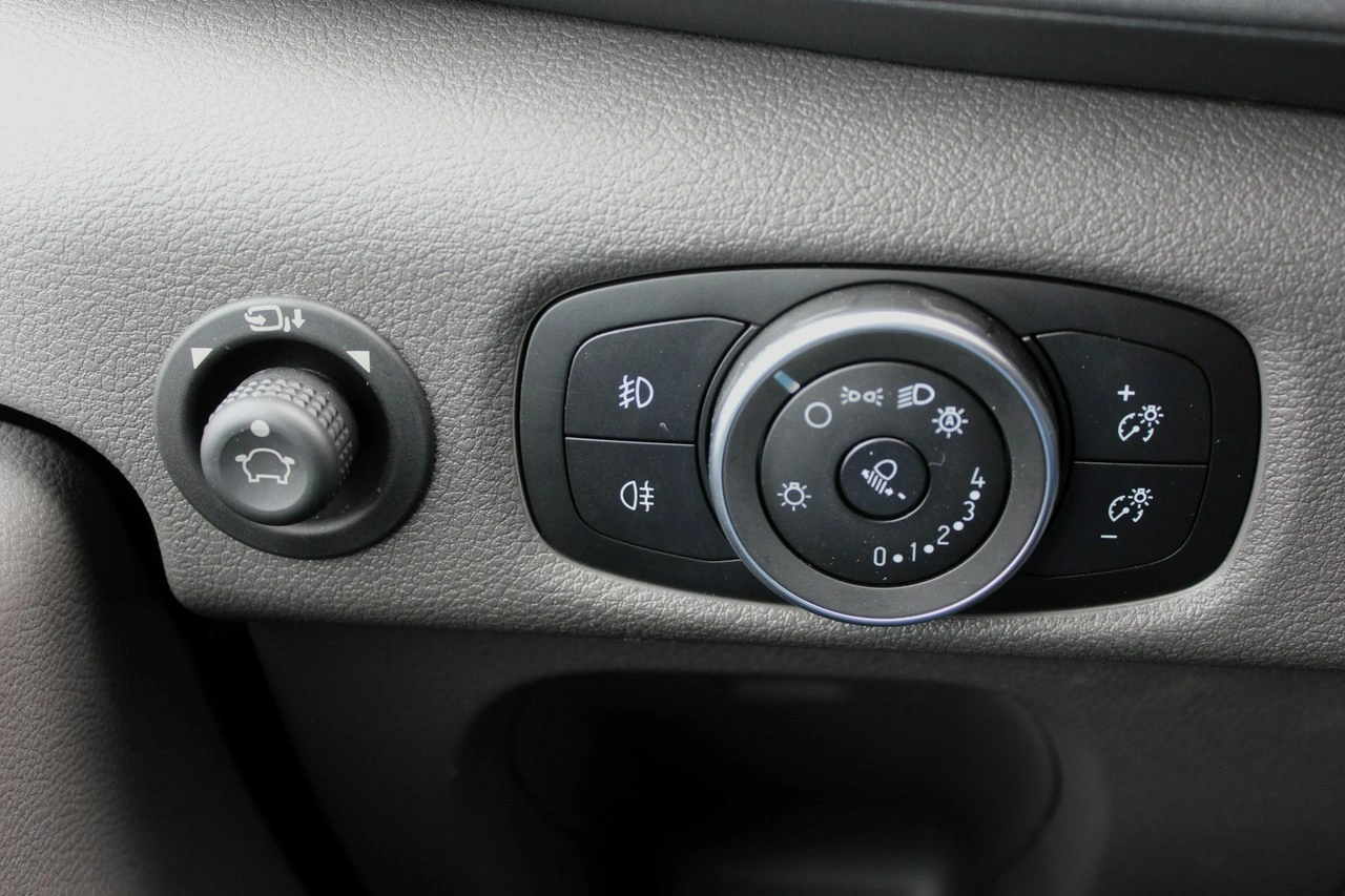 Ford Transit - Zdjęcie 30