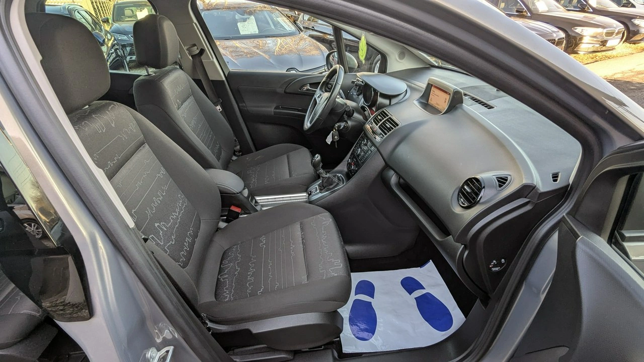 Opel Meriva - Zdjęcie 18