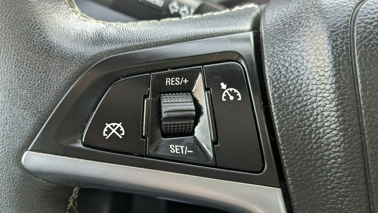 Opel Meriva - Zdjęcie 24