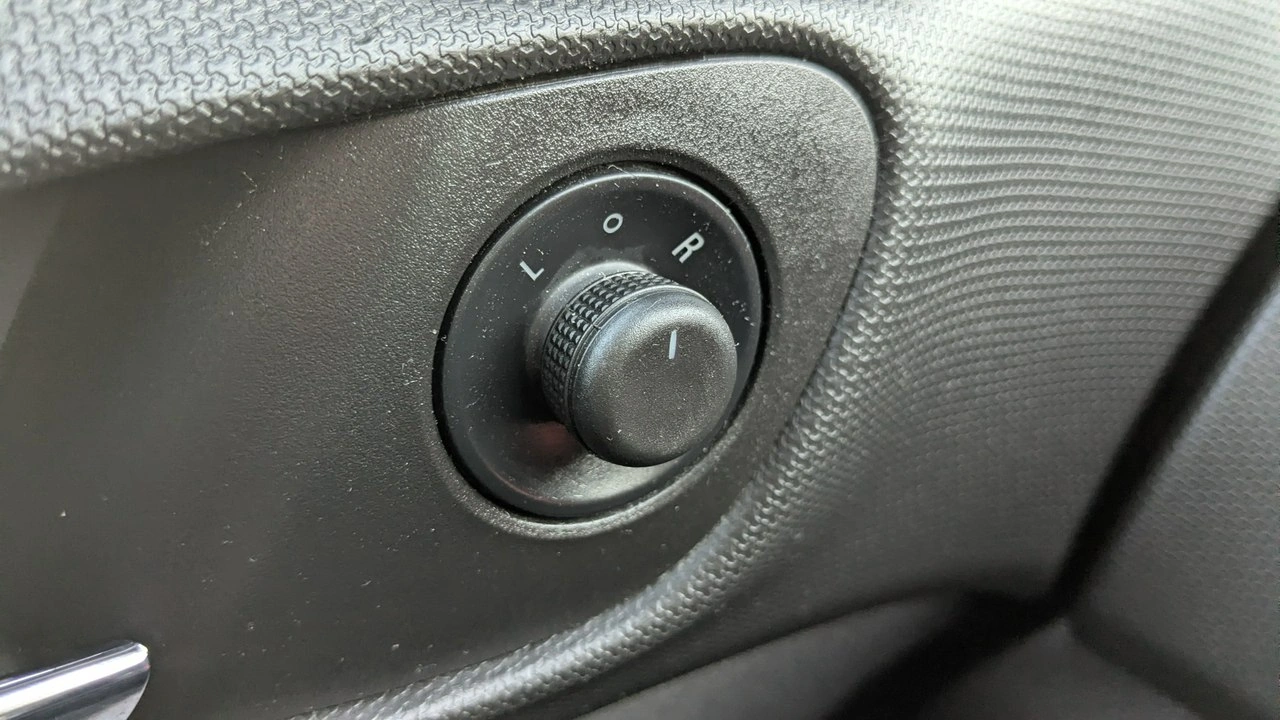 Opel Meriva - Zdjęcie 32