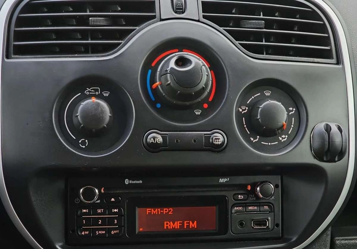 Renault Kangoo - Zdjęcie 17