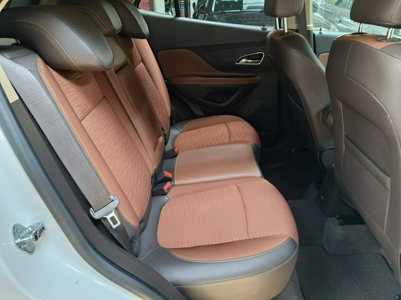 Opel Mokka - Zdjęcie 12