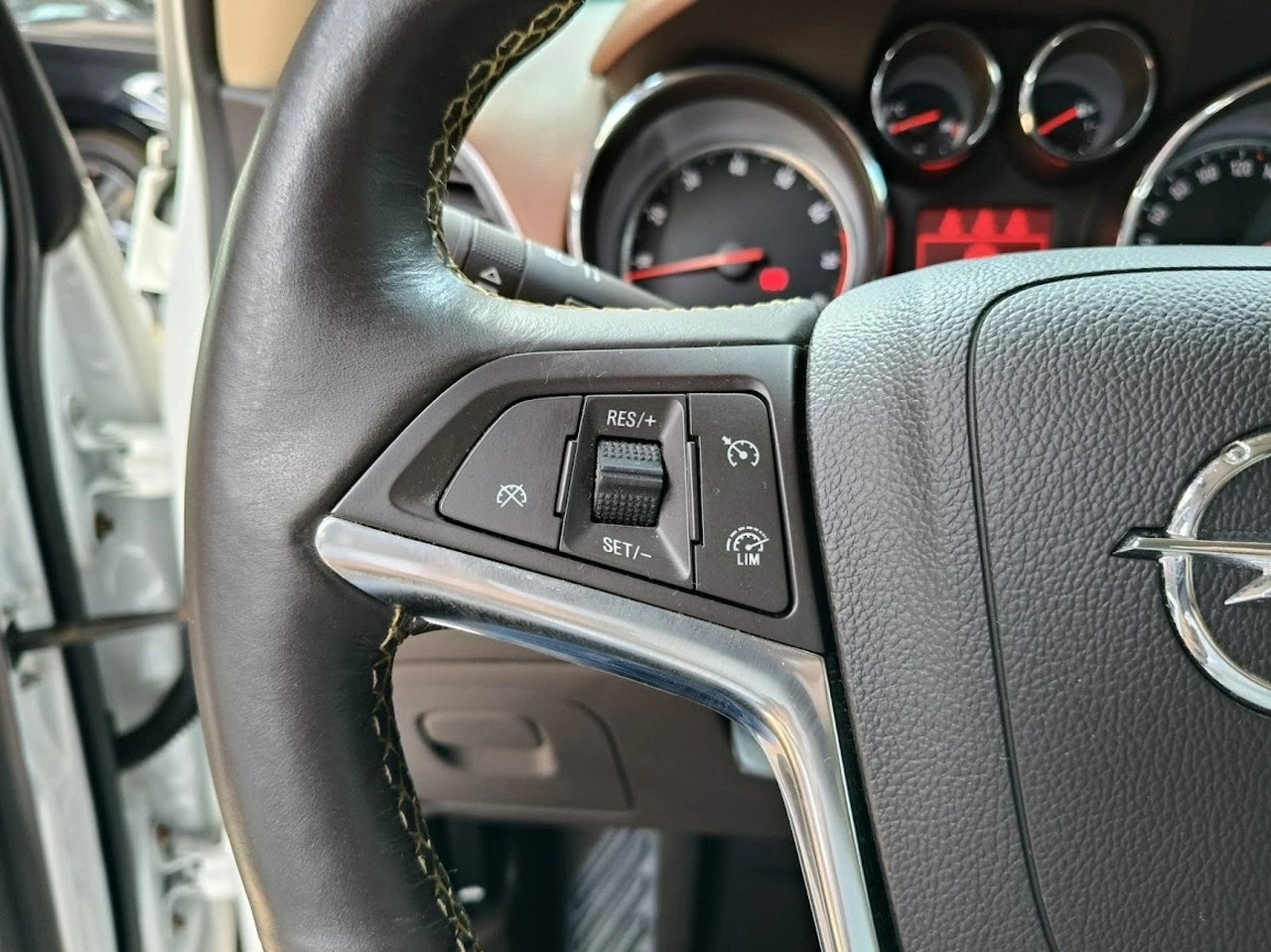 Opel Mokka - Zdjęcie 18