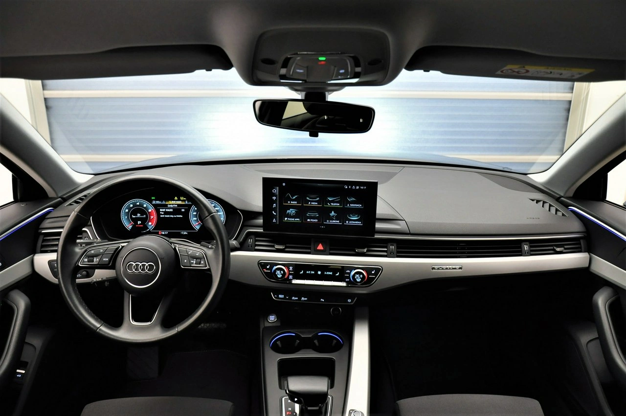 Audi A4 - Zdjęcie 22
