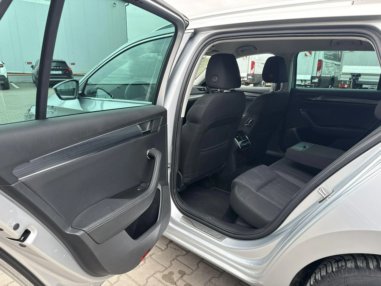 Skoda Superb - Zdjęcie 13