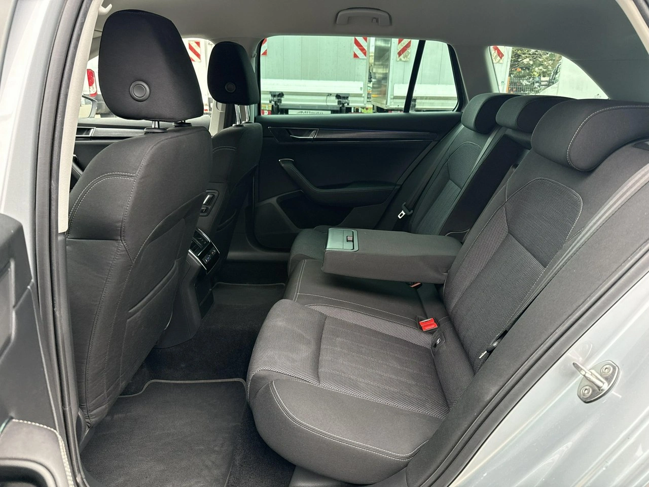 Skoda Superb - Zdjęcie 14