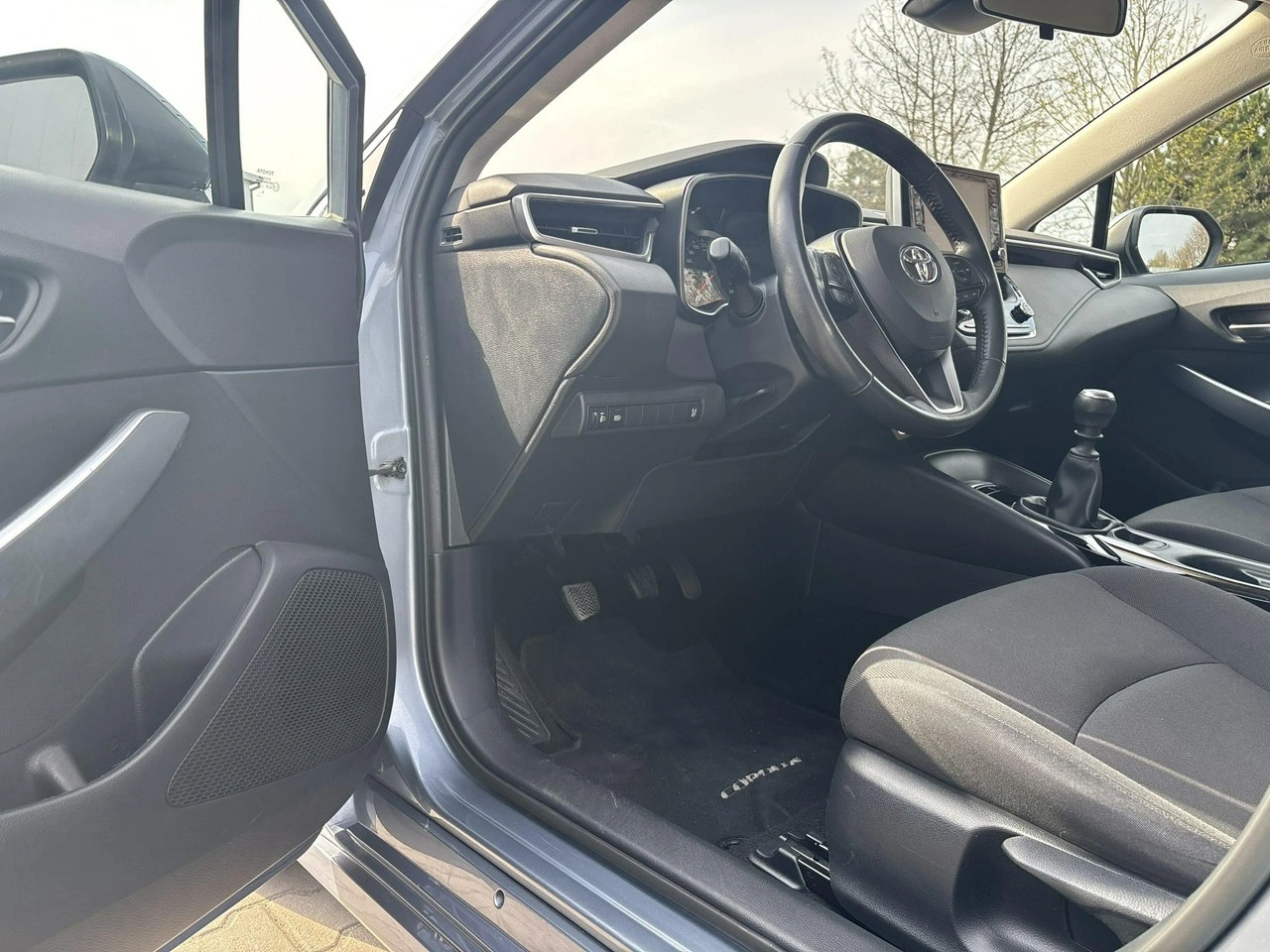 Toyota Corolla - Zdjęcie 9