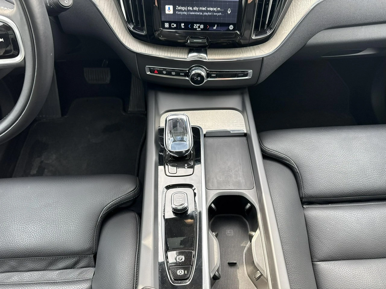 Volvo XC 60 - Zdjęcie 25