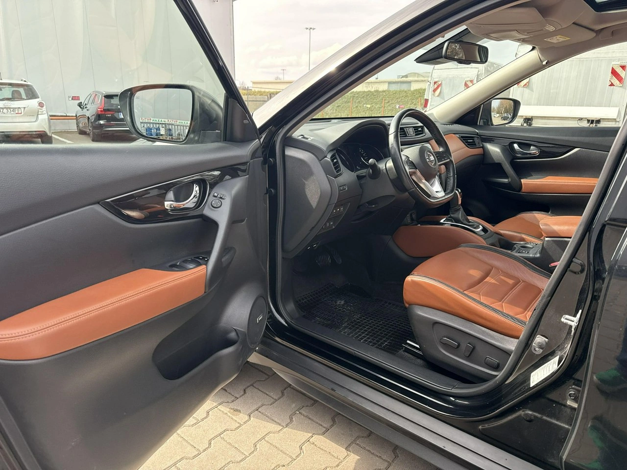 Nissan X-Trail - Zdjęcie 9