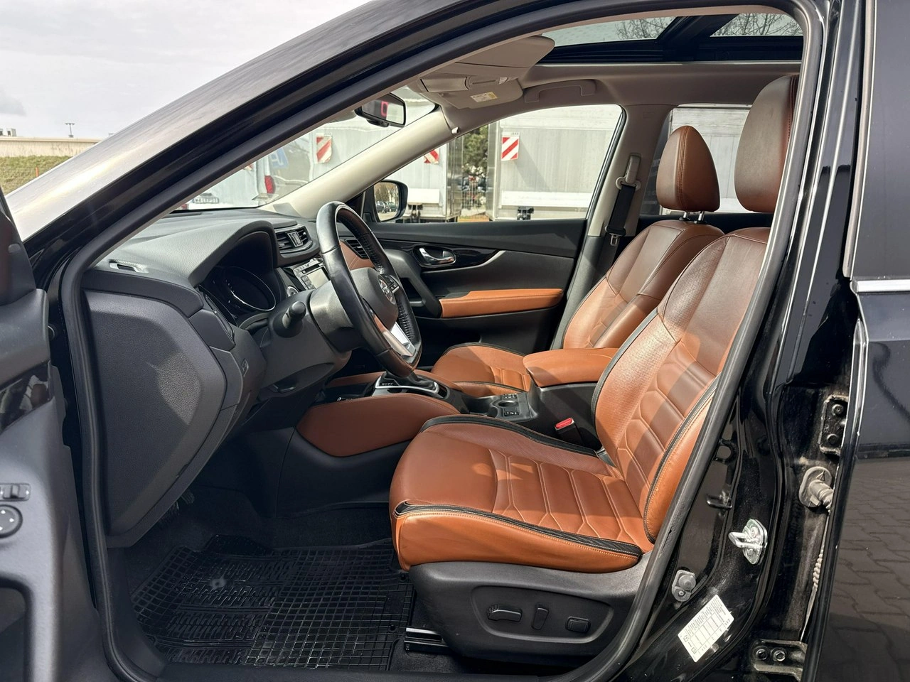 Nissan X-Trail - Zdjęcie 10