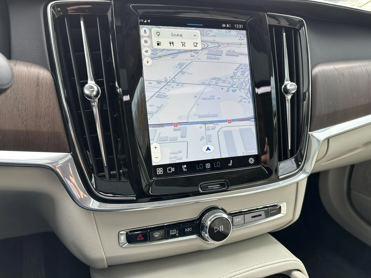 Volvo S90 - Zdjęcie 22