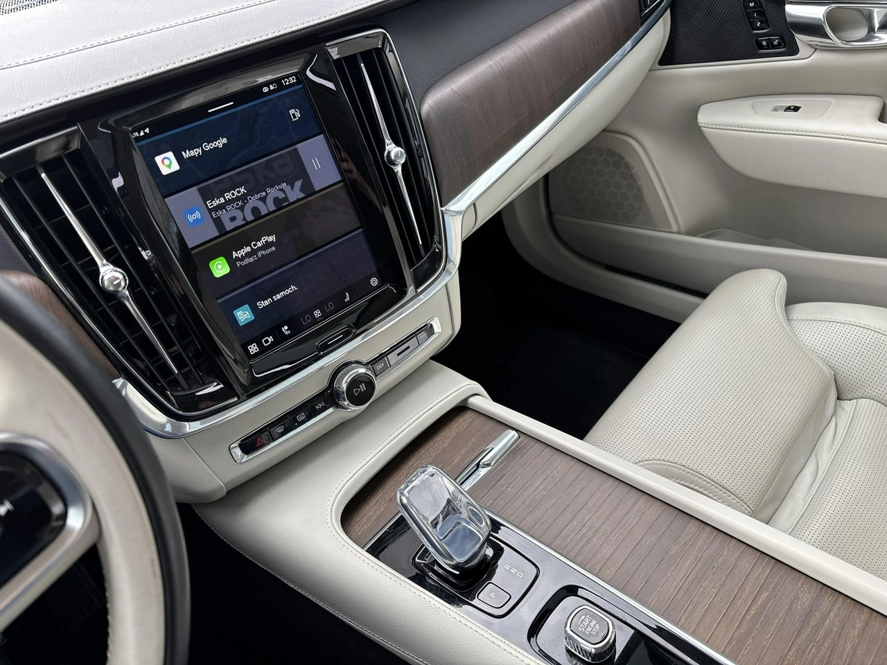 Volvo S90 - Zdjęcie 26