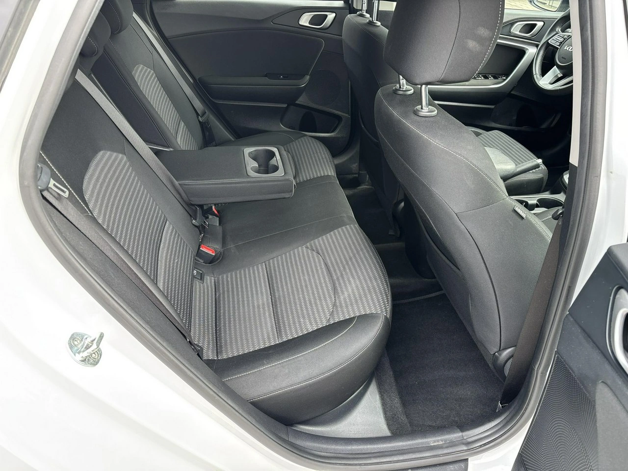 Kia Ceed - Zdjęcie 14