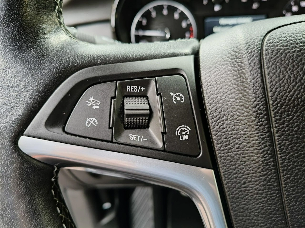 Opel Mokka - Zdjęcie 18