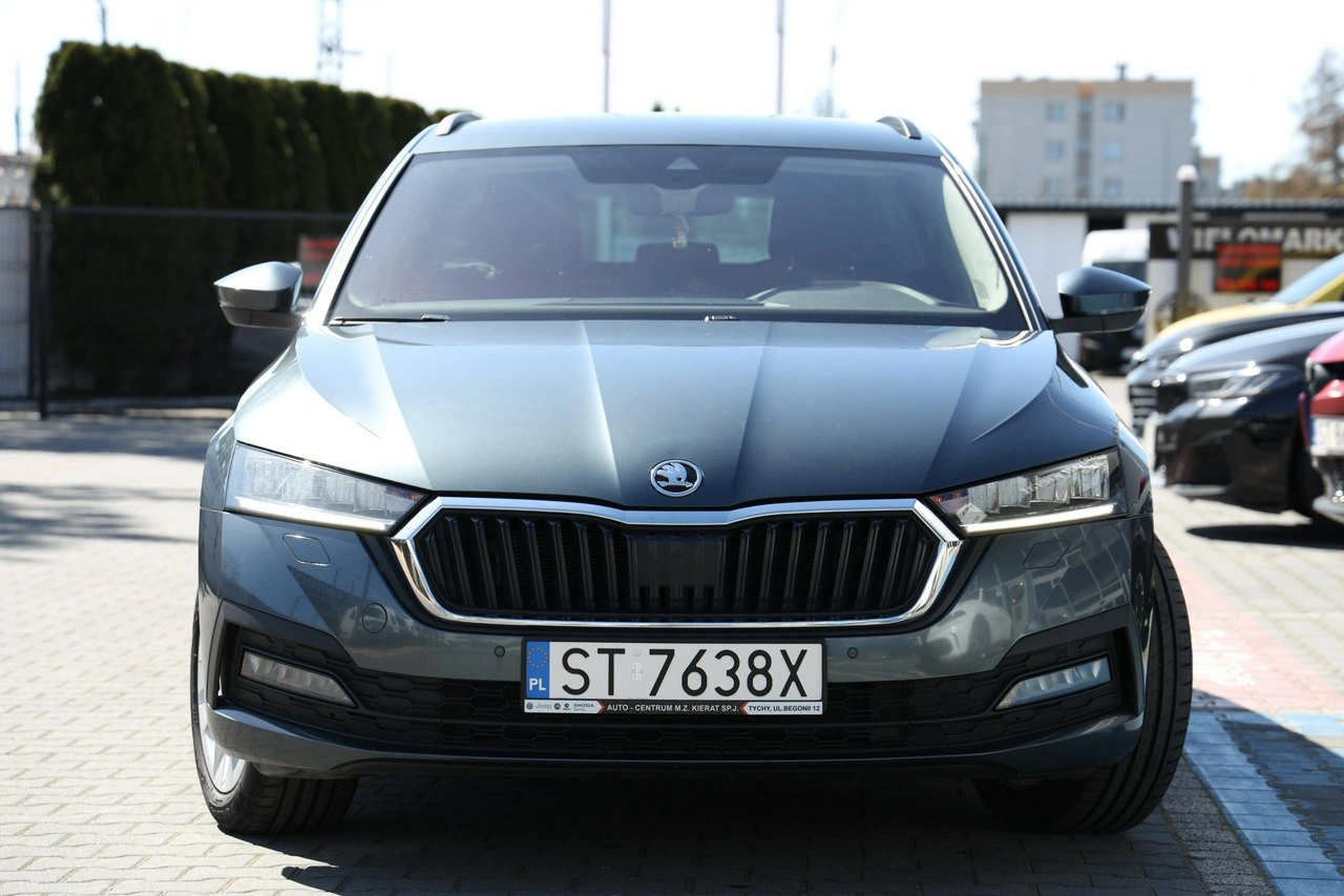 Skoda Octavia - Zdjęcie 2