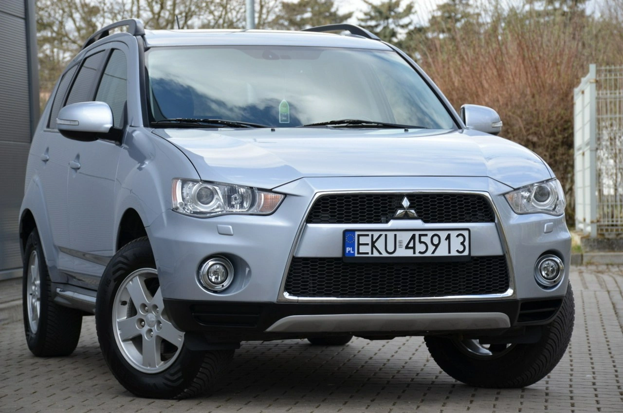 Mitsubishi Outlander - Zdjęcie 14