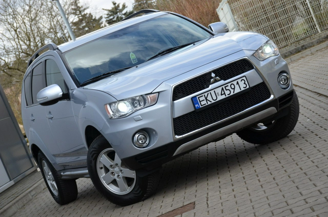 Mitsubishi Outlander - Zdjęcie 18