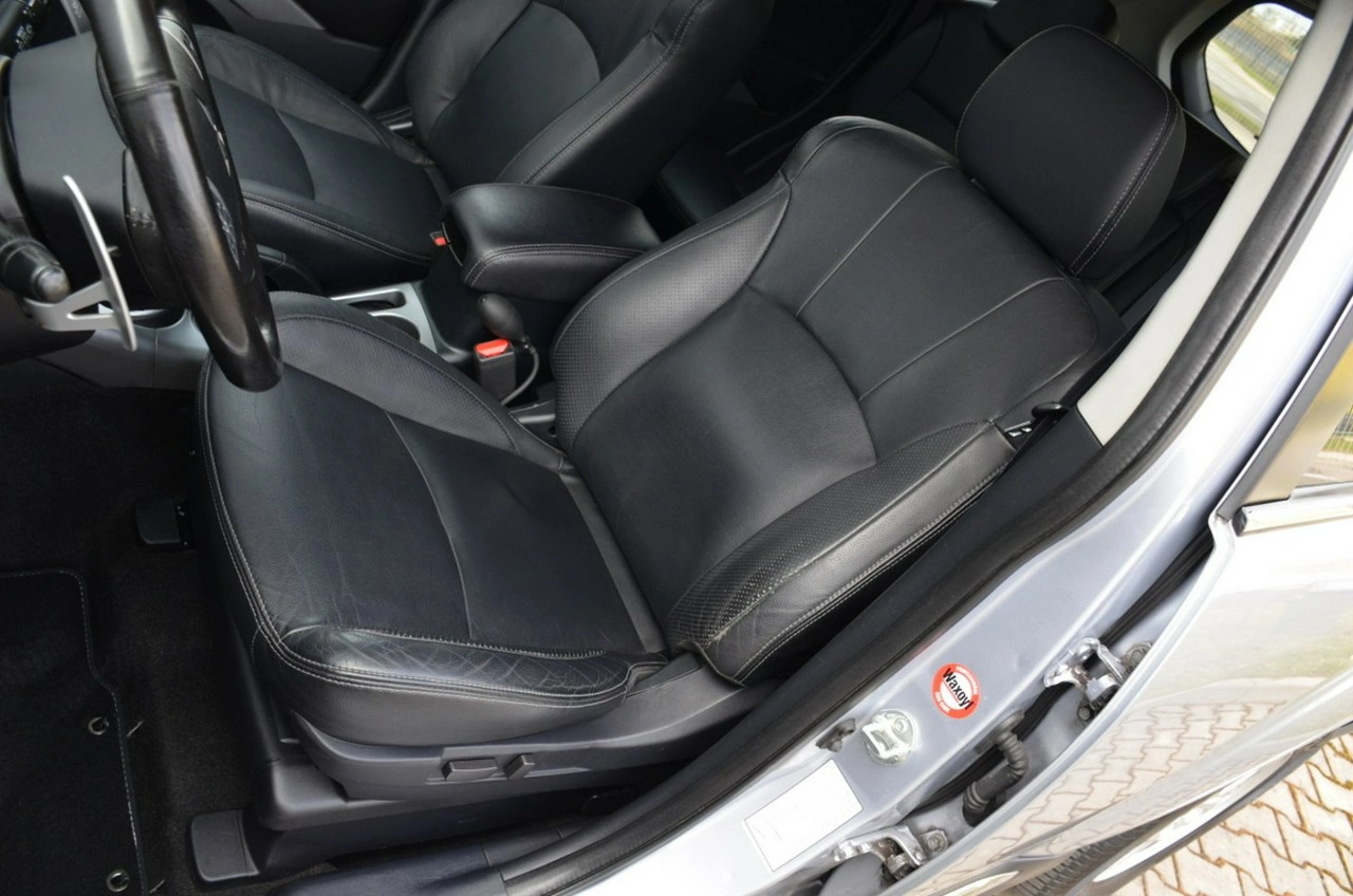 Mitsubishi Outlander - Zdjęcie 23