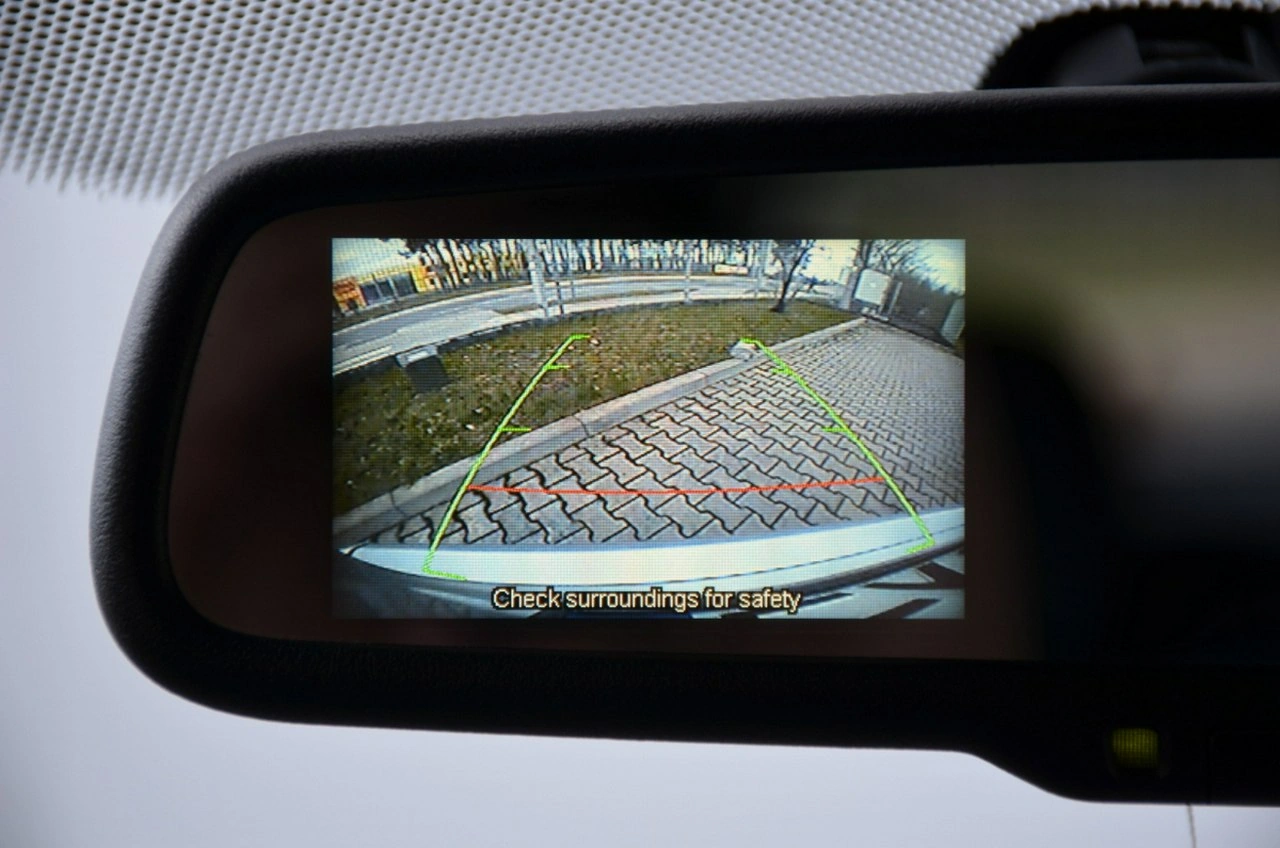 Mitsubishi Outlander - Zdjęcie 33