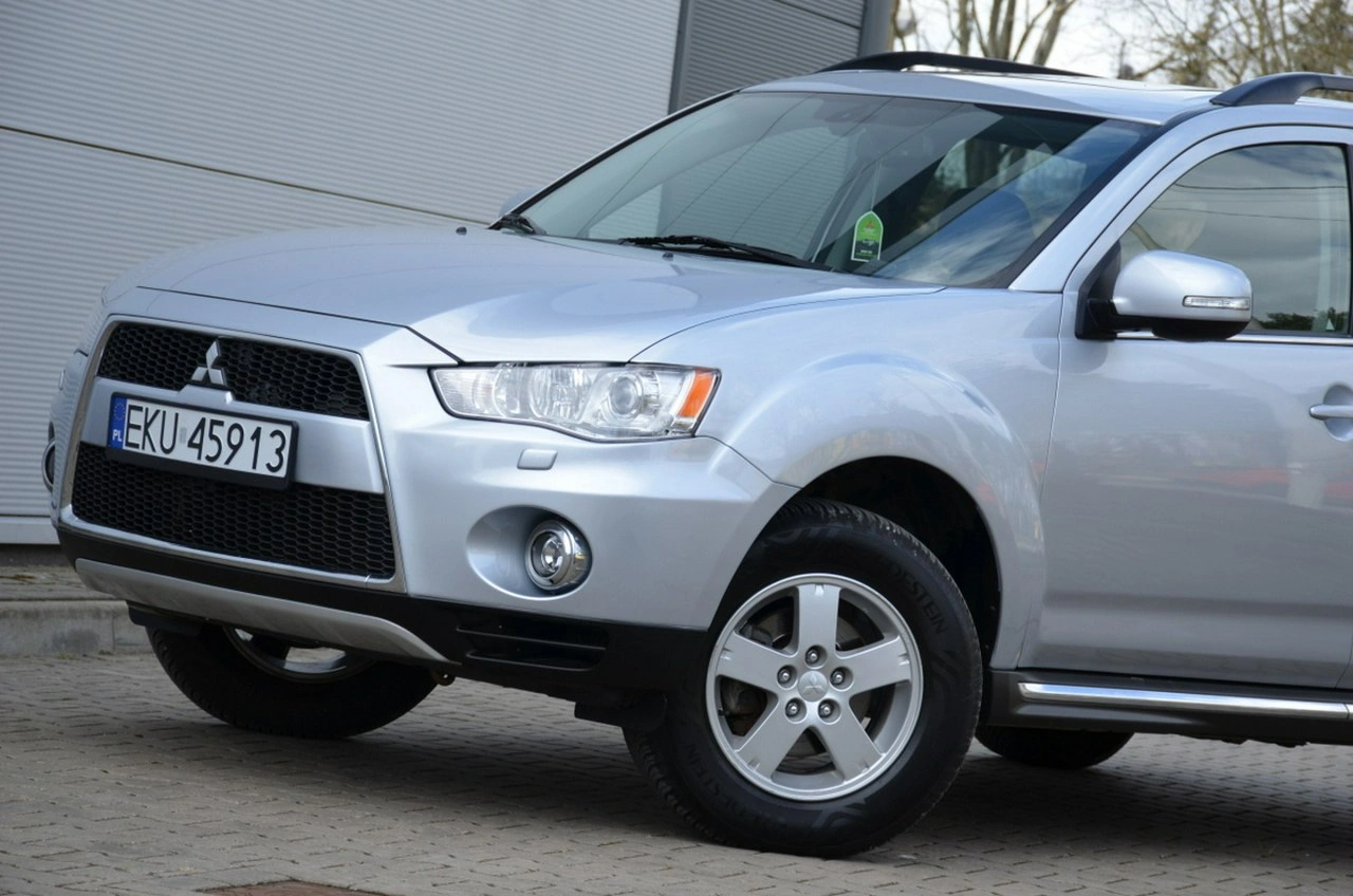Mitsubishi Outlander - Zdjęcie 3