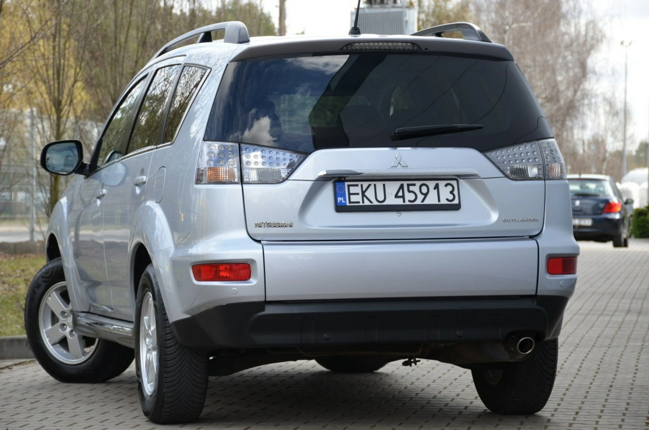 Mitsubishi Outlander - Zdjęcie 4