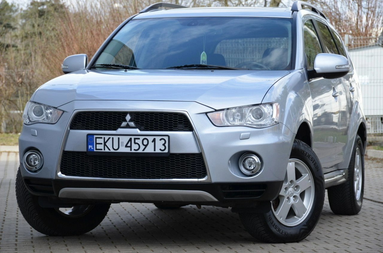 Mitsubishi Outlander - Główne zdjęcie