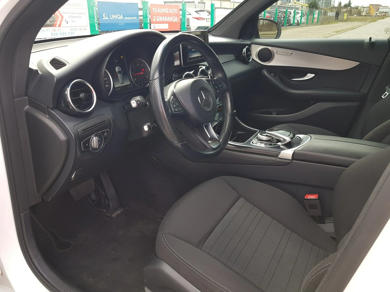 Mercedes GLC 220 - Zdjęcie 9