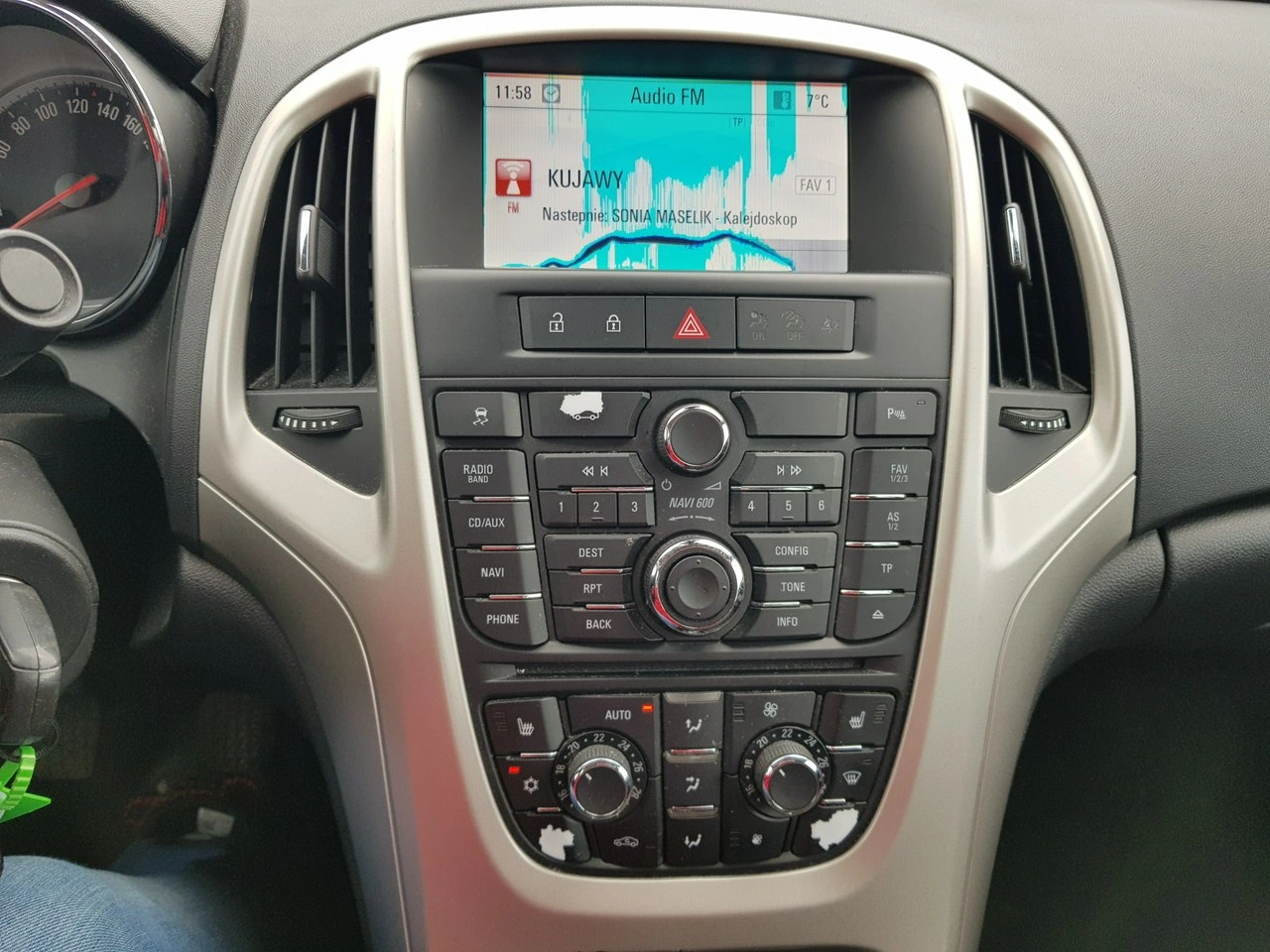 Opel Astra - Zdjęcie 18