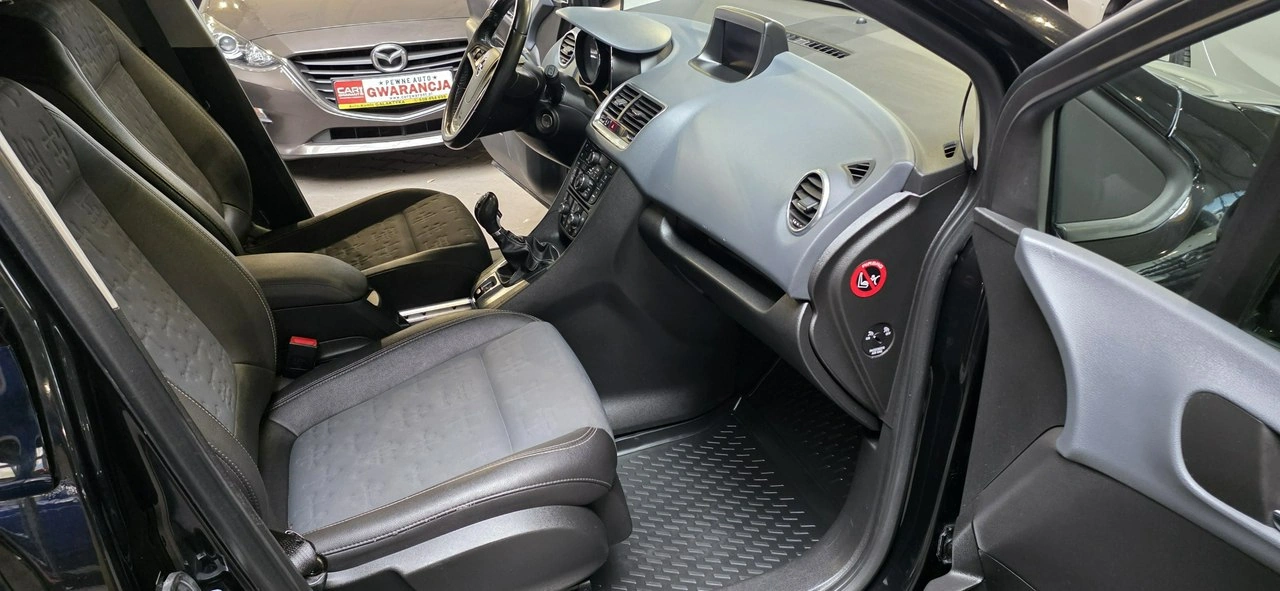Opel Meriva - Zdjęcie 15