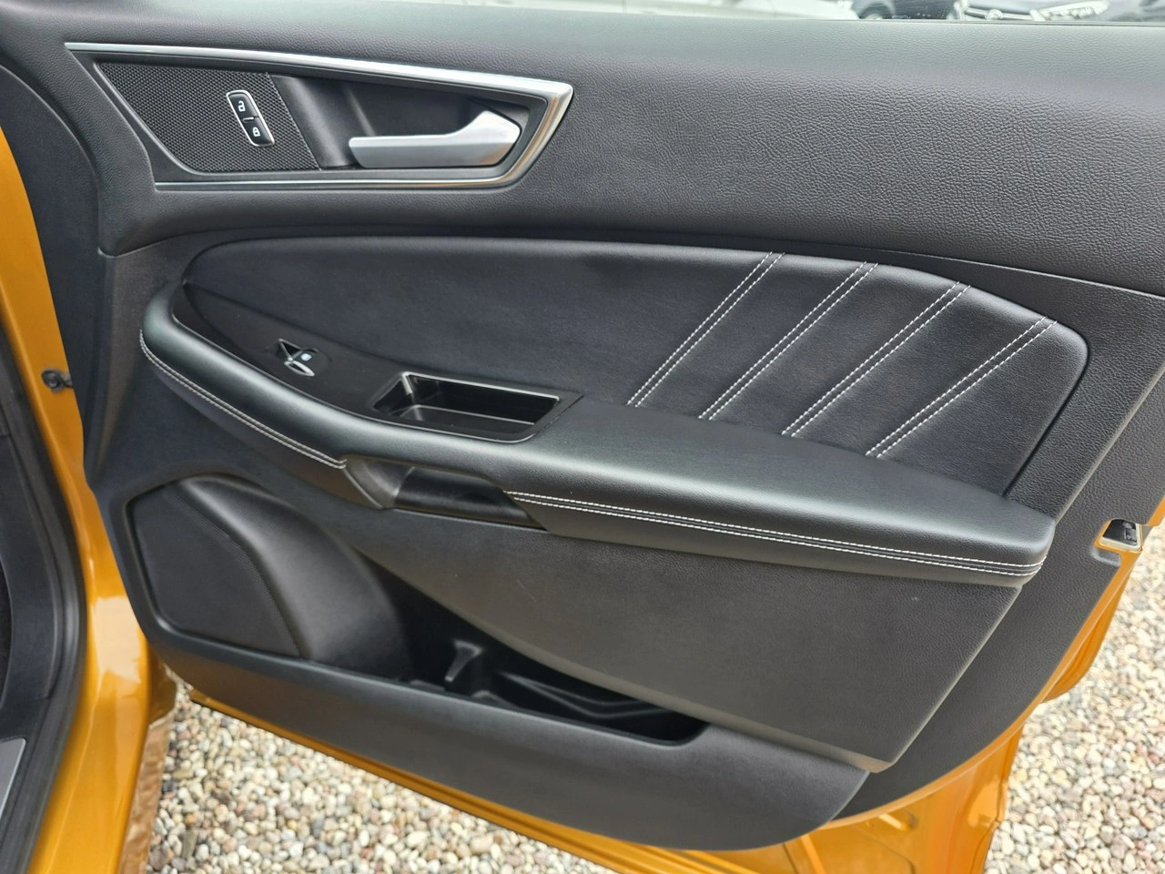 Ford Edge - Zdjęcie 30