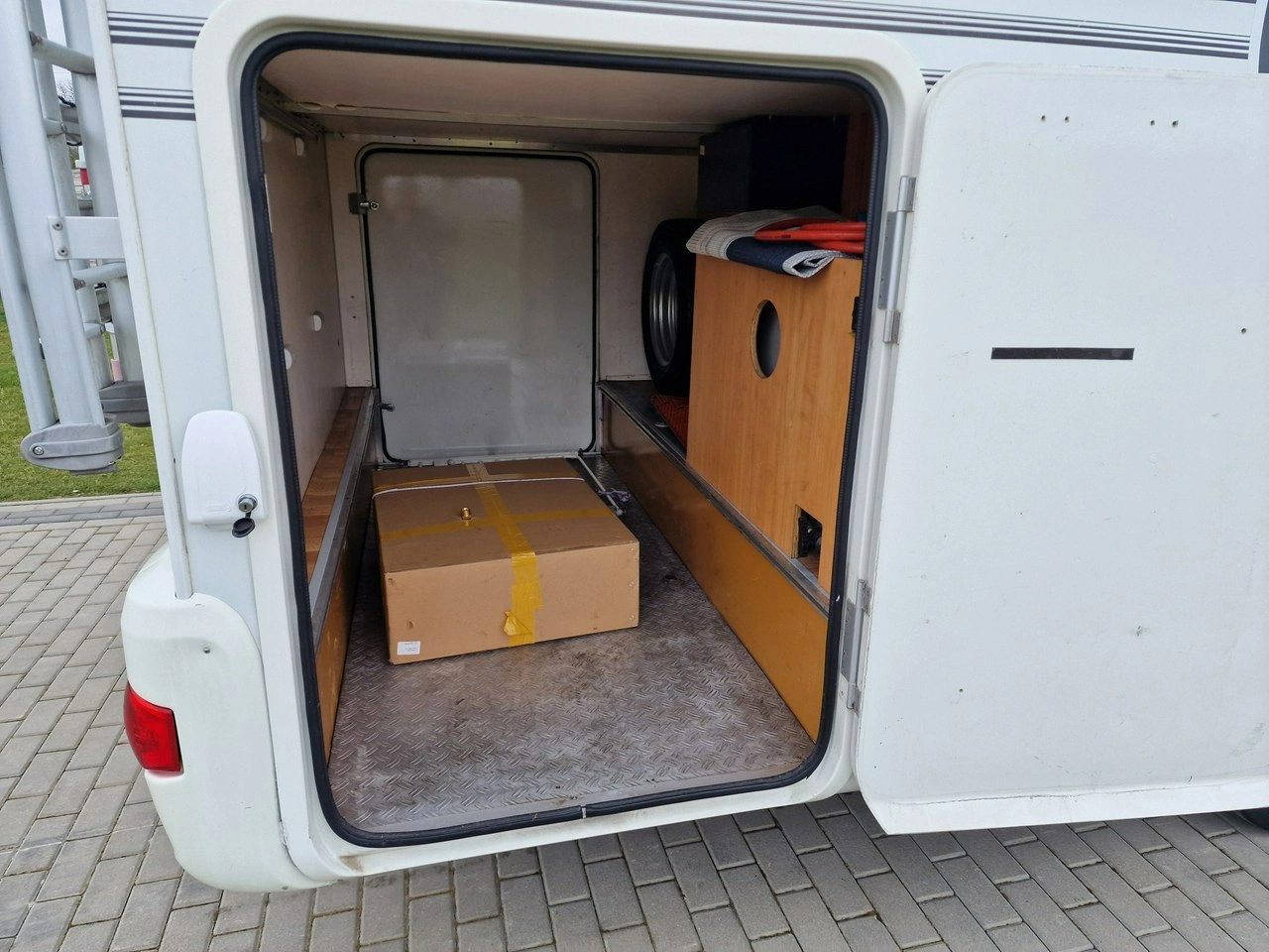 Mercedes Sprinter 416cdi - Zdjęcie 48