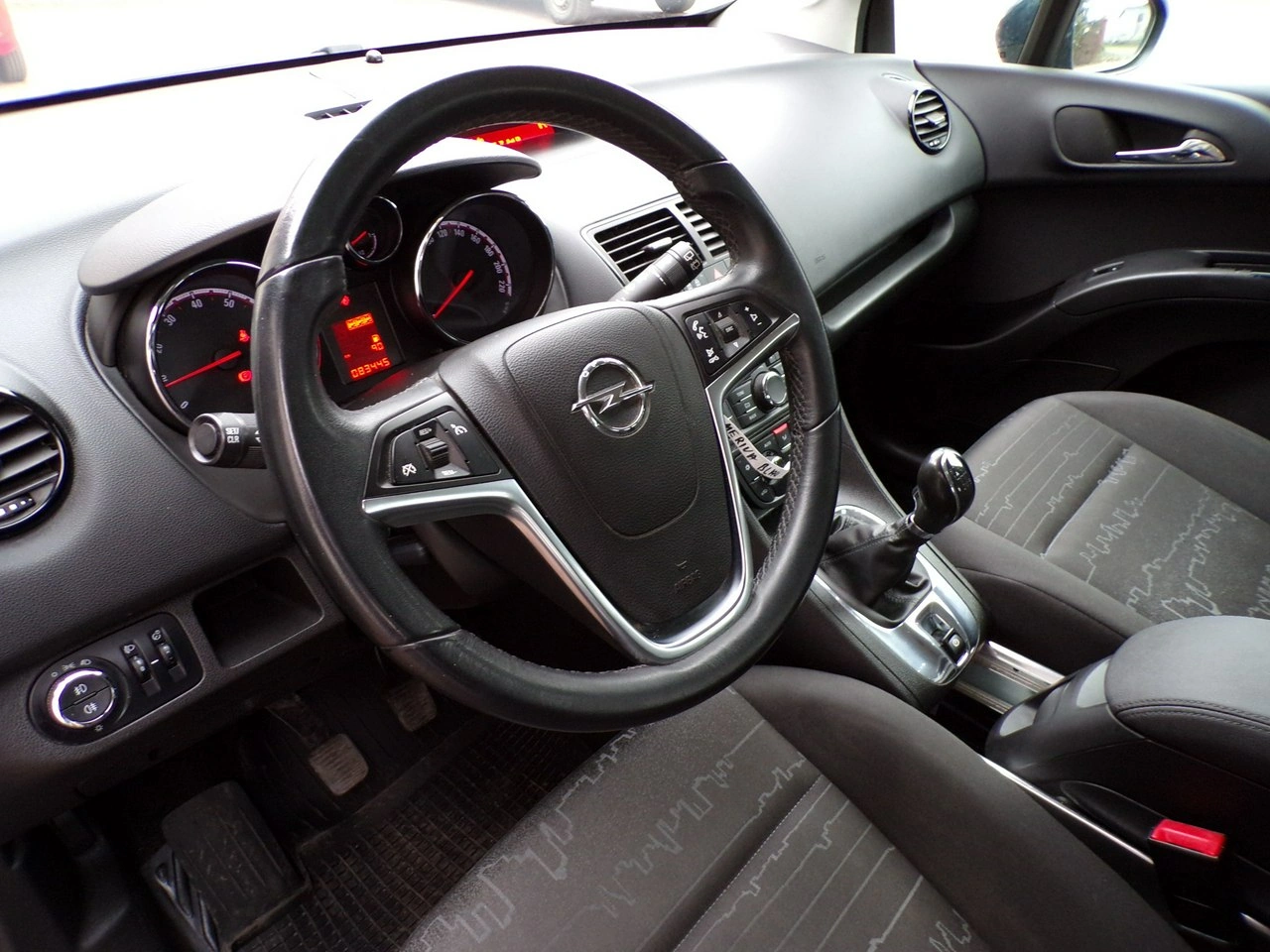 Opel Meriva - Zdjęcie 16